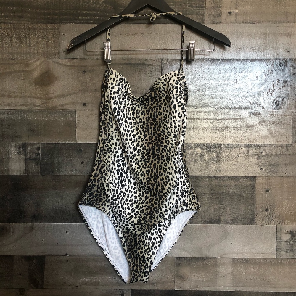 Tommy Bahama One Piece Leopard Print Bathing Suit